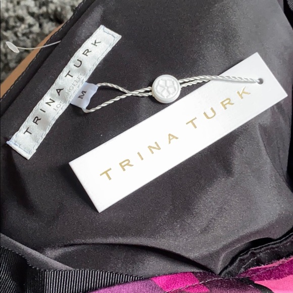 Trina Turk cold shoulder floral dress- NWT - Picture 8 of 8